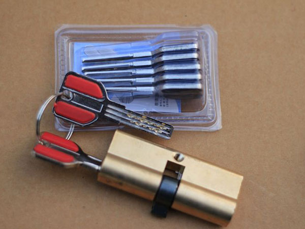 彭州24小时上门开锁公司